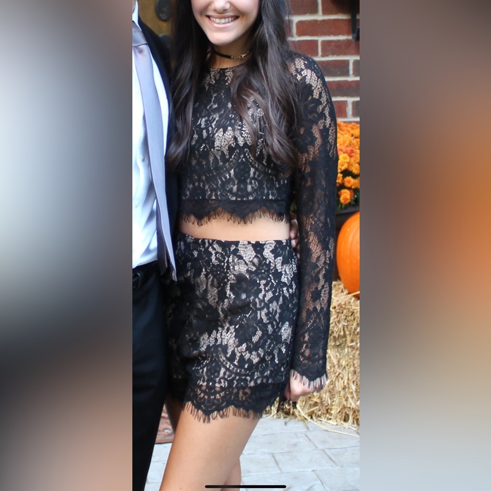 Two piece lace set